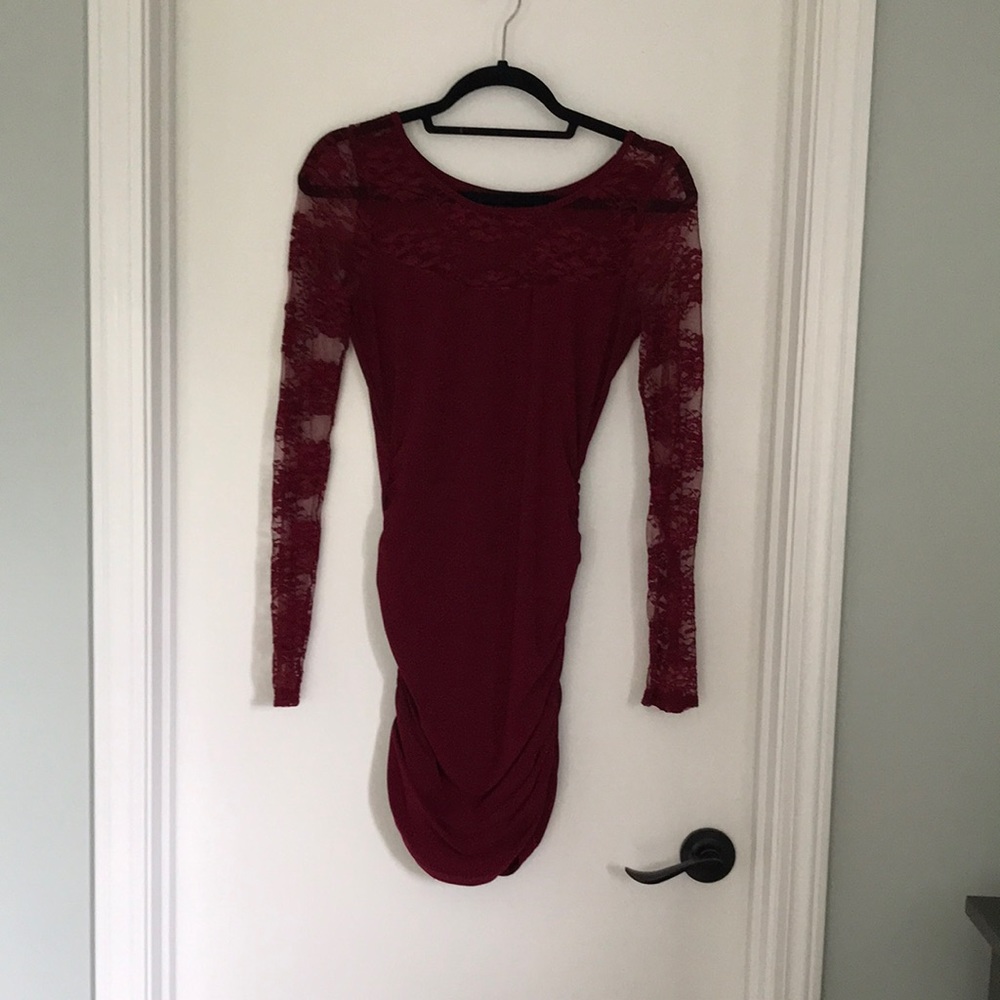 Beautiful maroon bodycon dress
